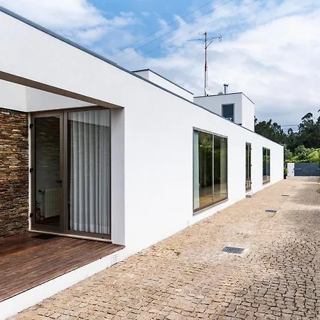 Moradia Do Riacho Holiday home *